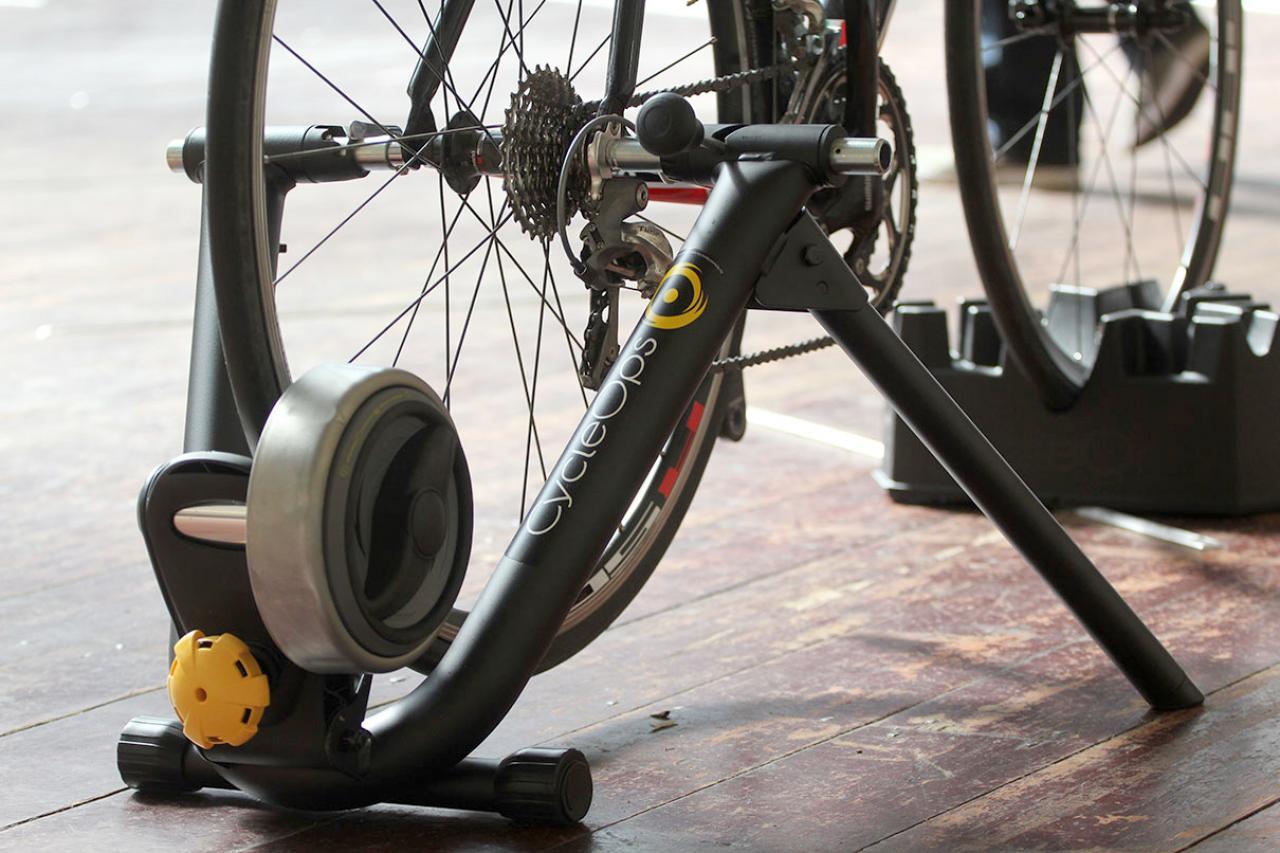 Magneto discount bike trainer